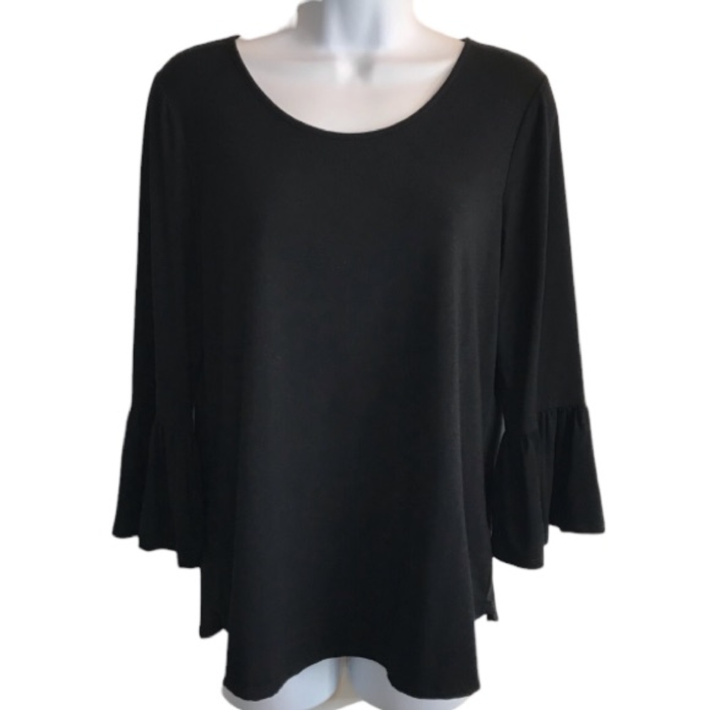 🔴 4/$15 QVC Susan Graver Women’s XS Brand black v-neck bell sleeve top in EUC
